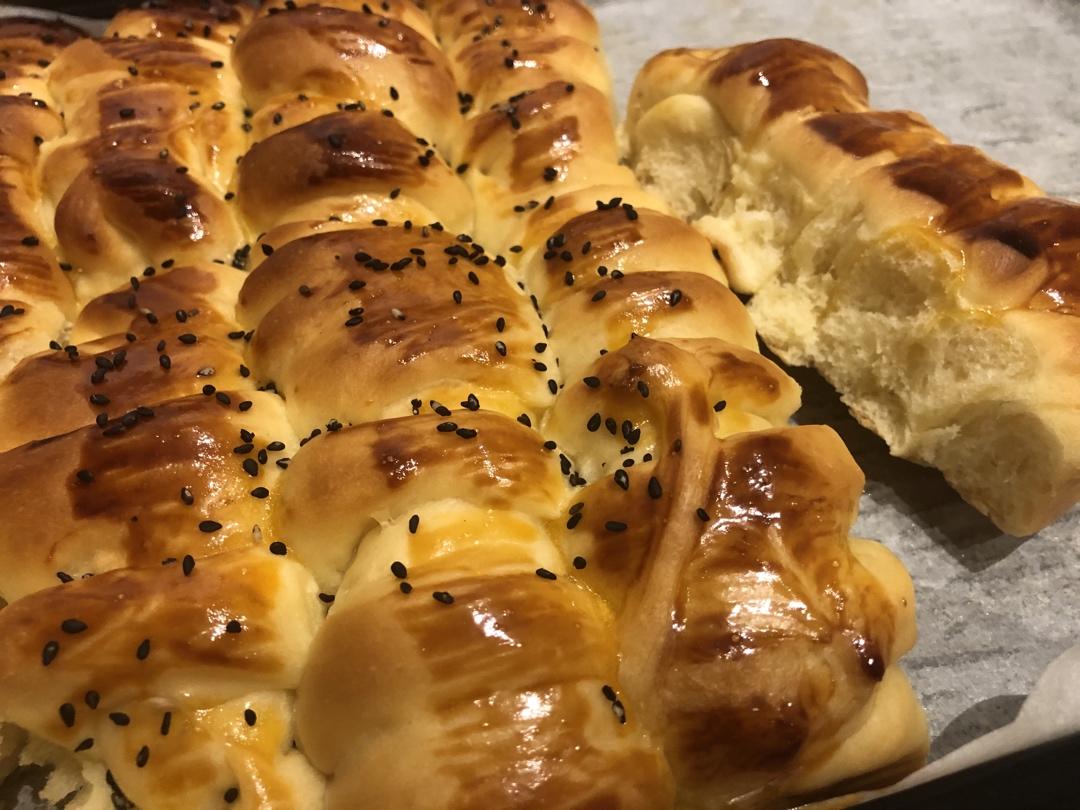 全世界最好吃没有之一的汤种布里欧修老面包