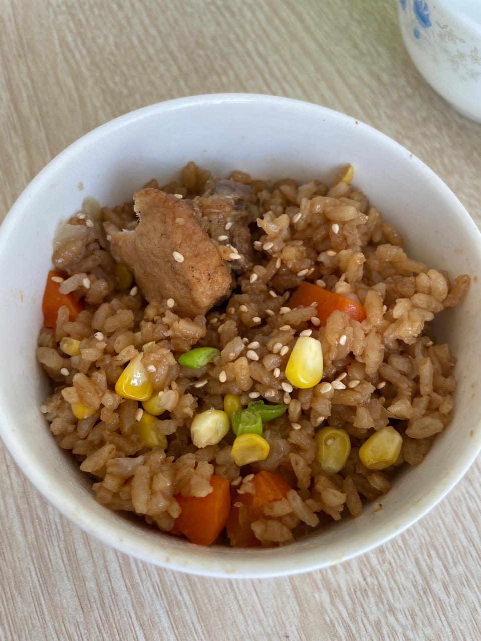 【排骨焖饭】