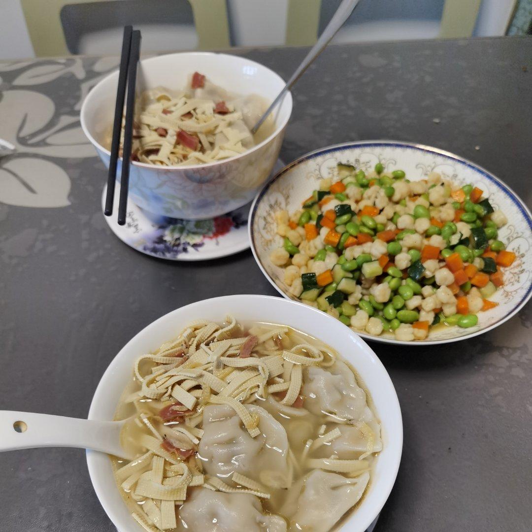 毛豆米炒虾仁