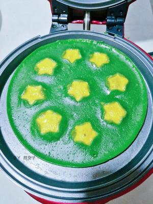 波菜汁五角星🌟蛋饼#麦子厨房小红锅#的做法 步骤12
