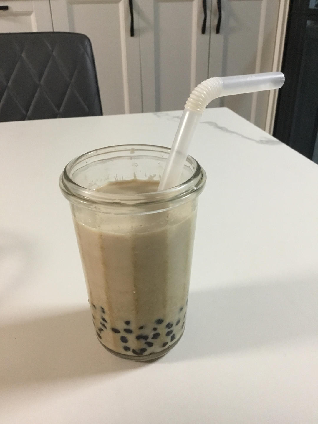 黑糖珍珠鲜奶茶