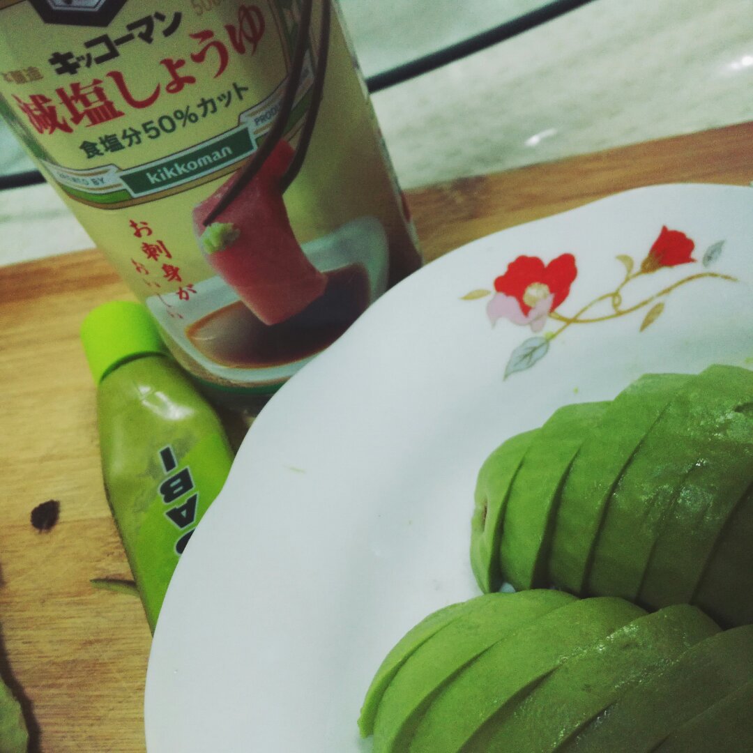 牛油果刺身