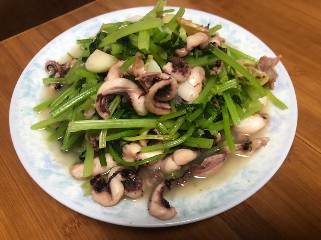 香芹爆炒鱿鱼须