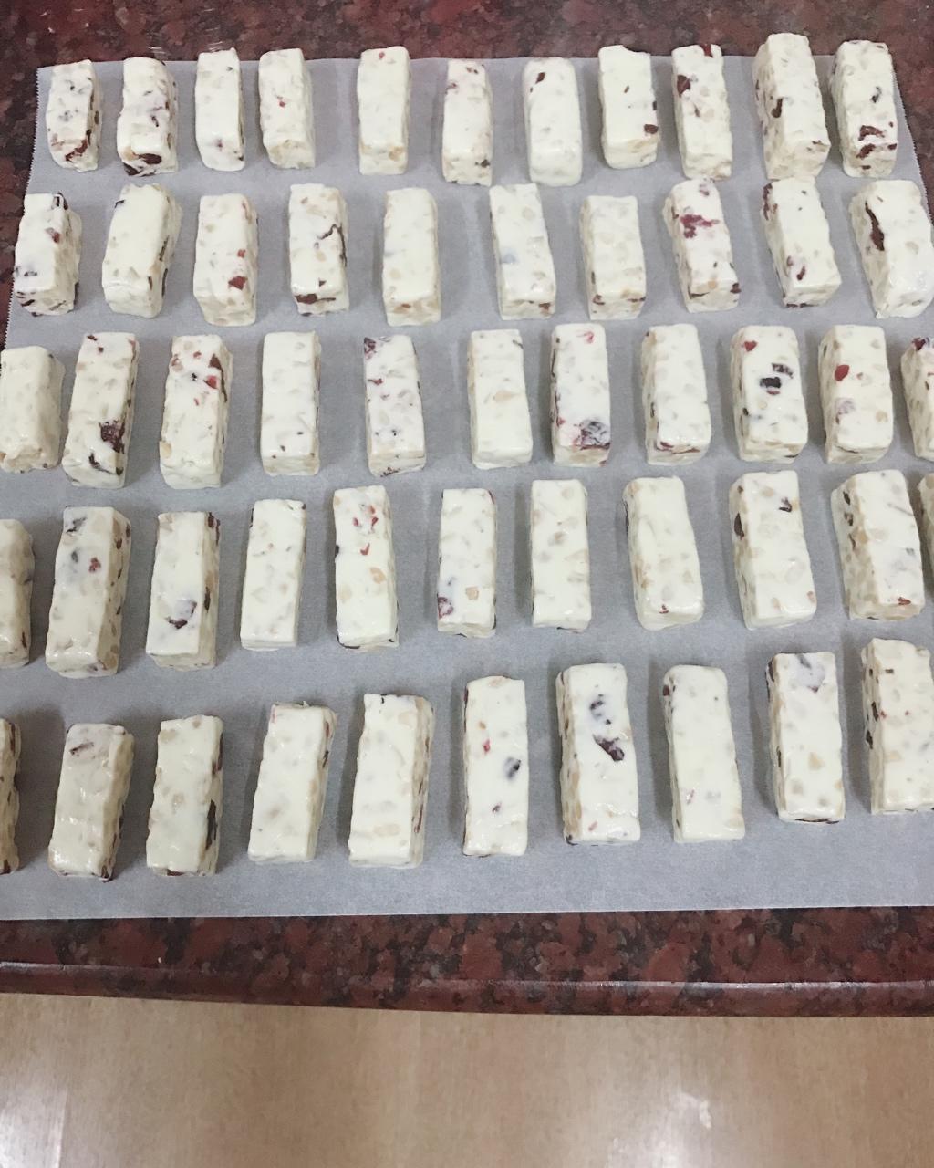 浓郁椰香牛轧糖