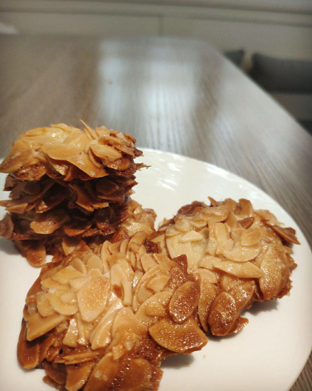 杏仁瓦片
