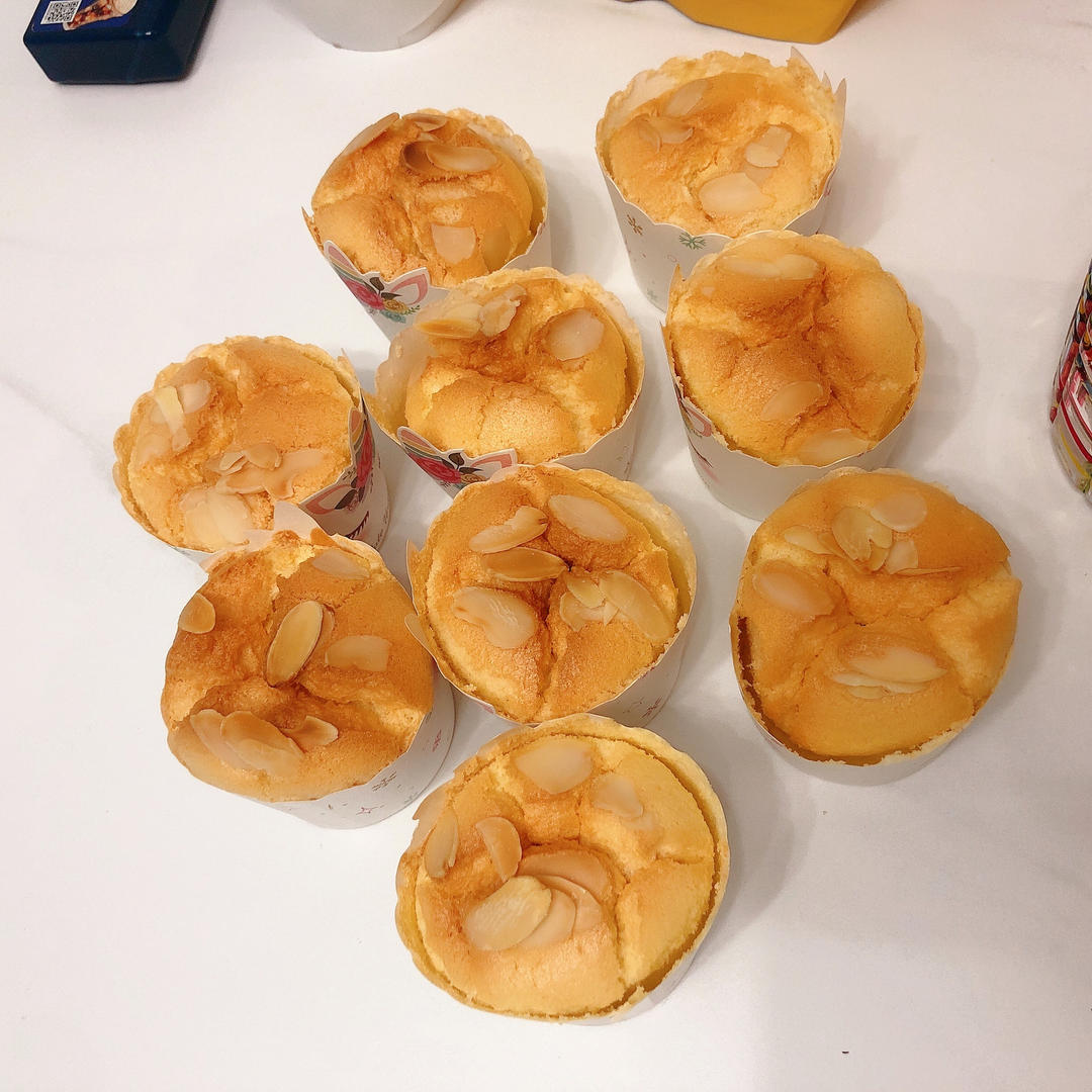 不回缩杯子蛋糕cupcake