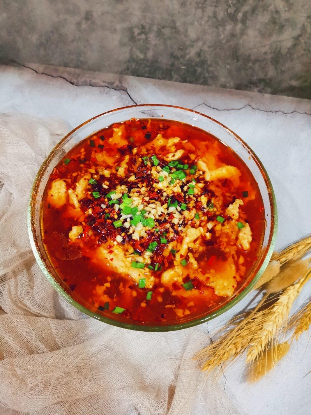 厨师长教你：“水煮肉片”的正宗做法，这味道真的很四川