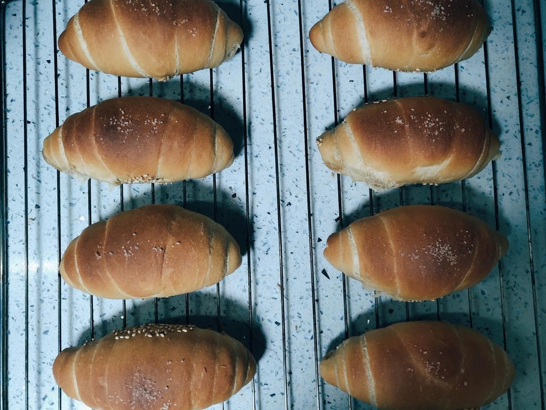 这一口太上头啦｜咖啡海盐面包卷