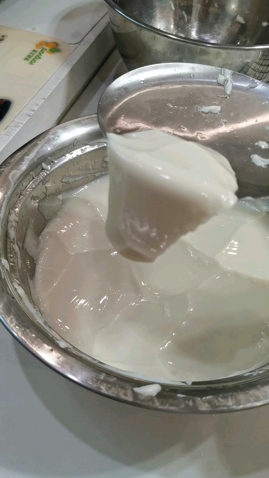 《Tinrry+》揭秘超级嫩滑的咸甜豆腐花，豆腐脑，干货满满