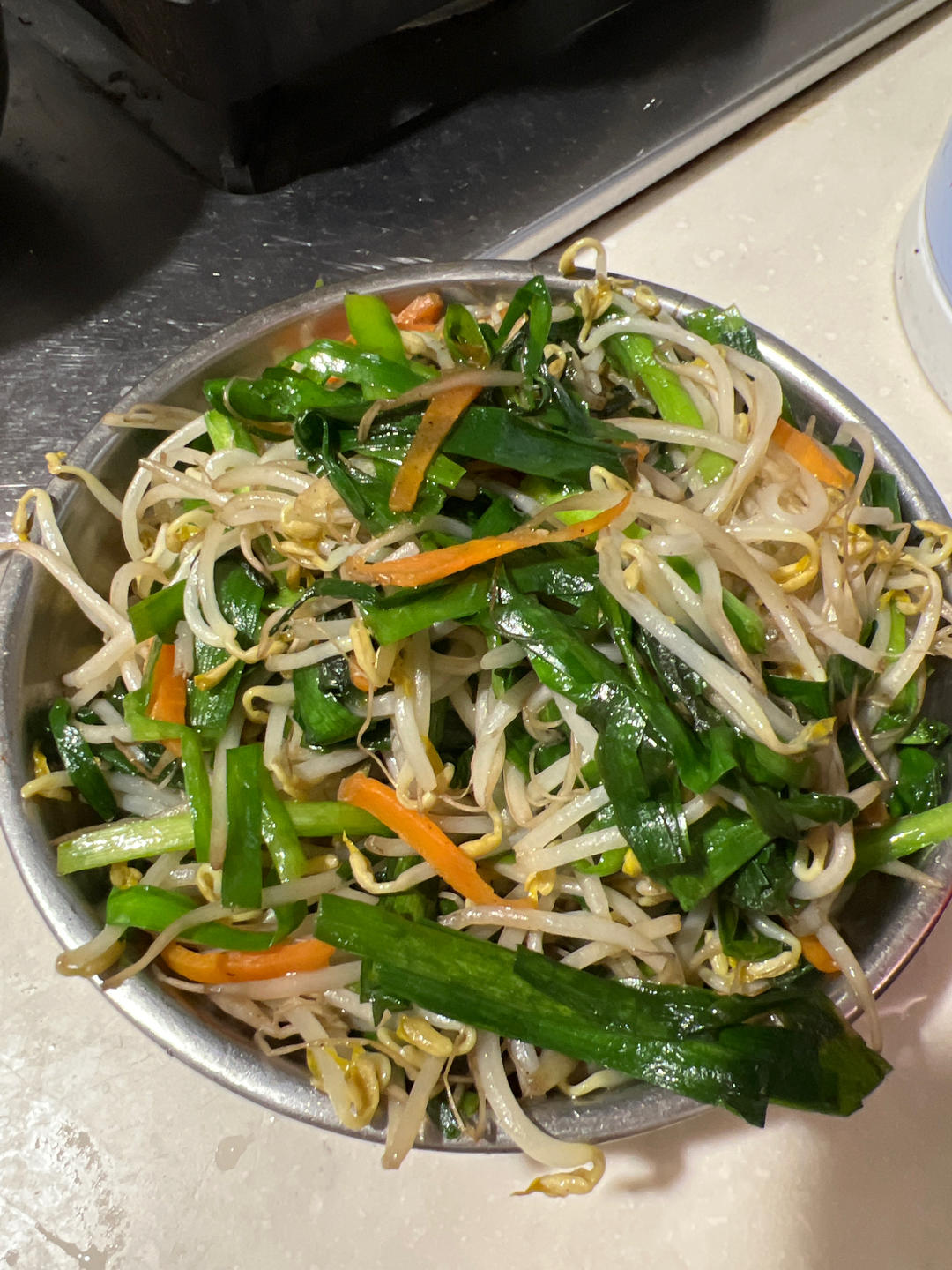 韭菜炒豆芽