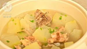 迷迭香美食| 冬瓜排骨汤的做法 步骤9