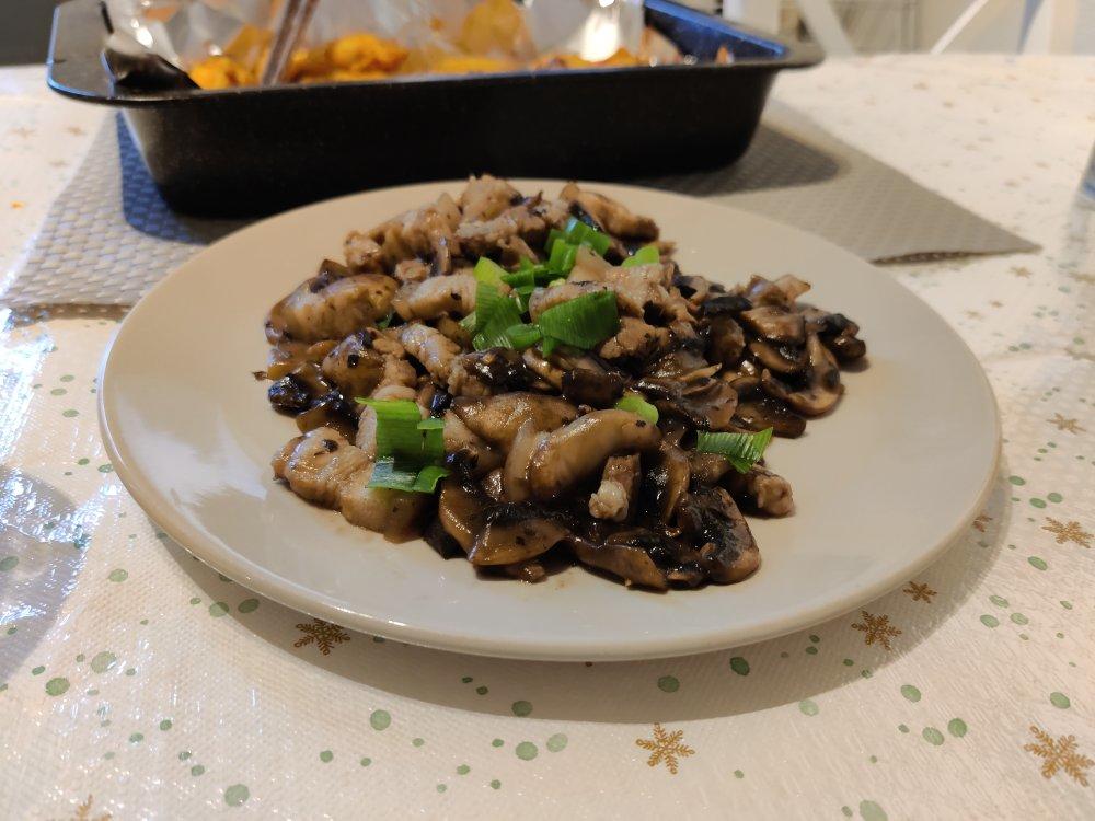 家常菜 口蘑炒肉
