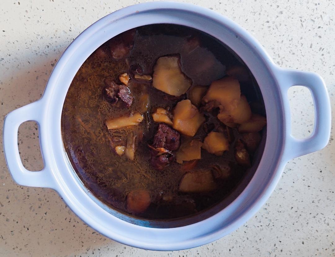 番茄土豆炖牛腩