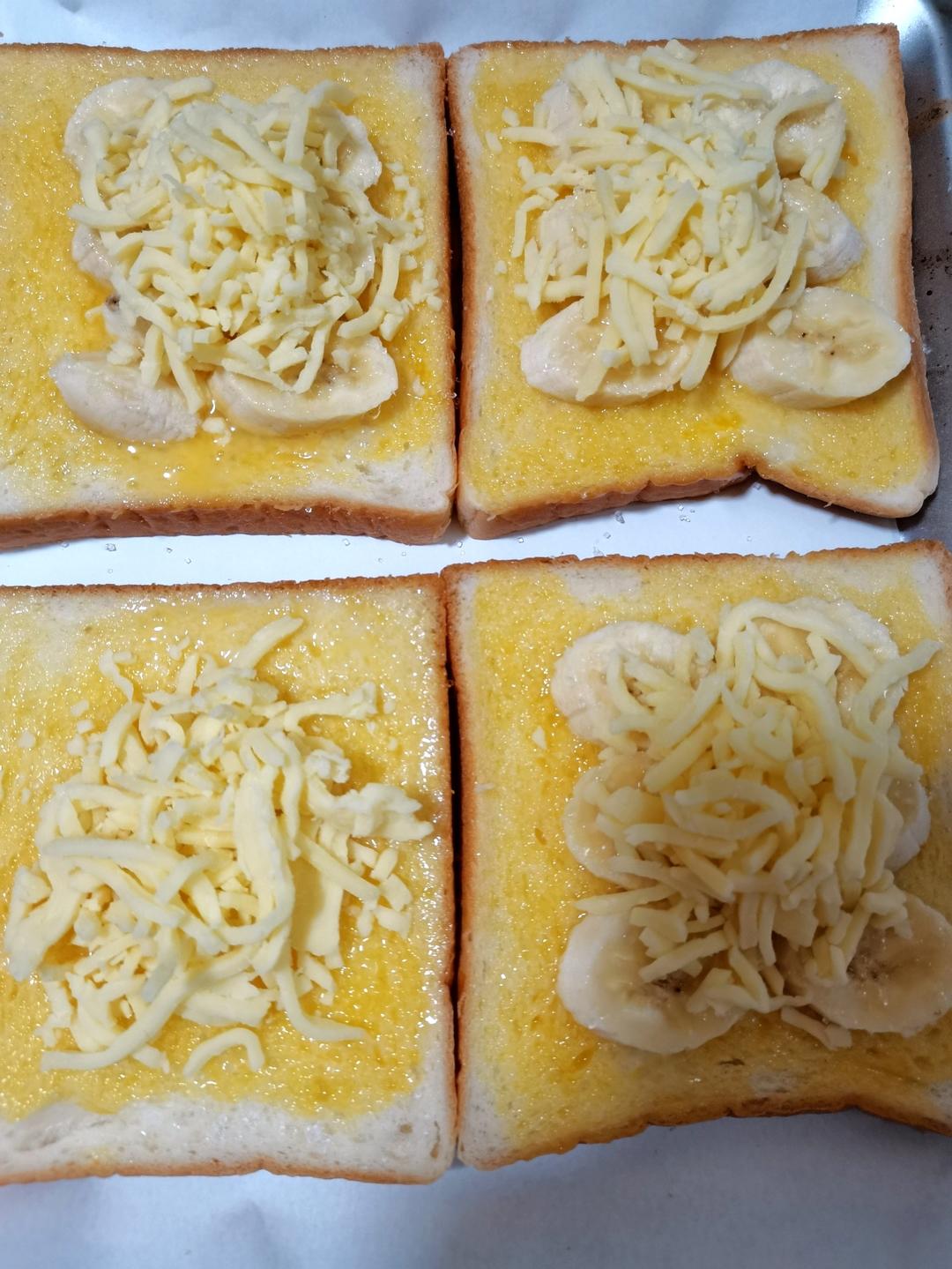 酥到掉渣的香蕉烤吐司🍞