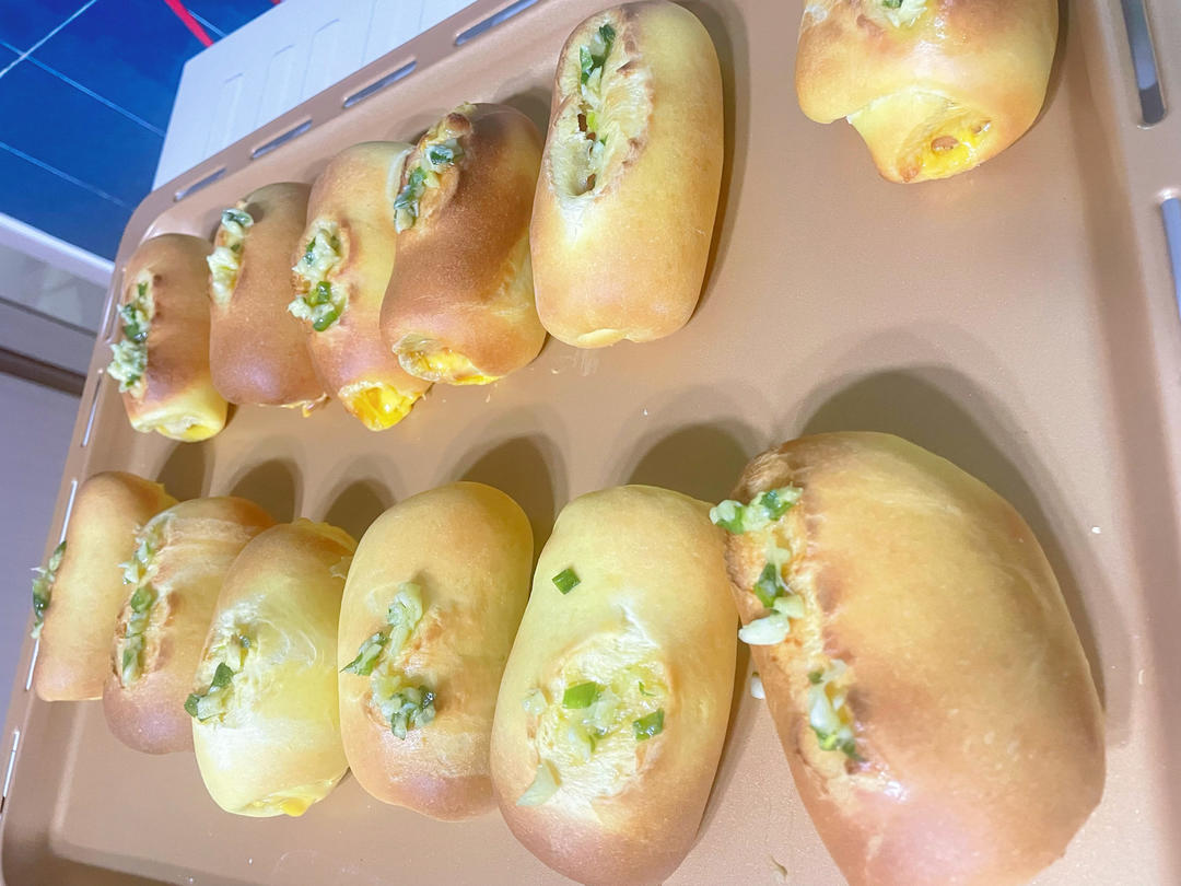 【跟做有奖】蒜香芝士香肠软面包｜咸口面包｜快手好吃