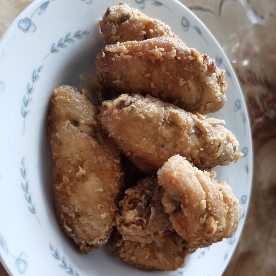 蒜香炸鸡翅