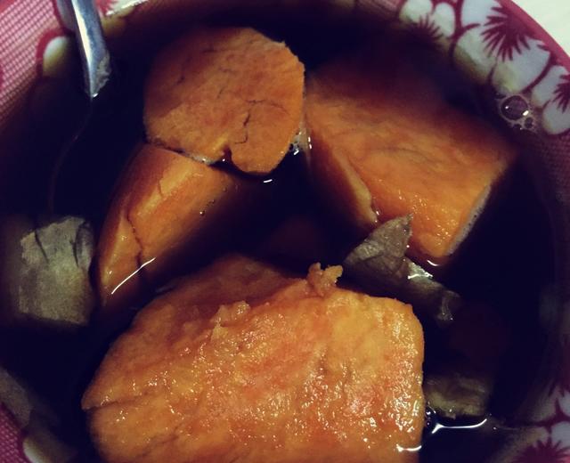 红糖姜煲番薯的做法