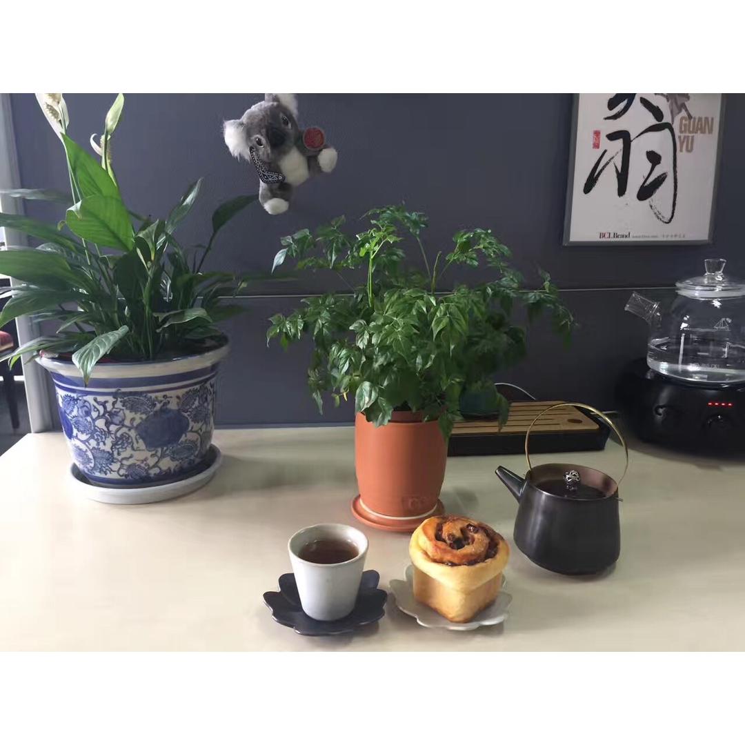 黄油水果面包卷
