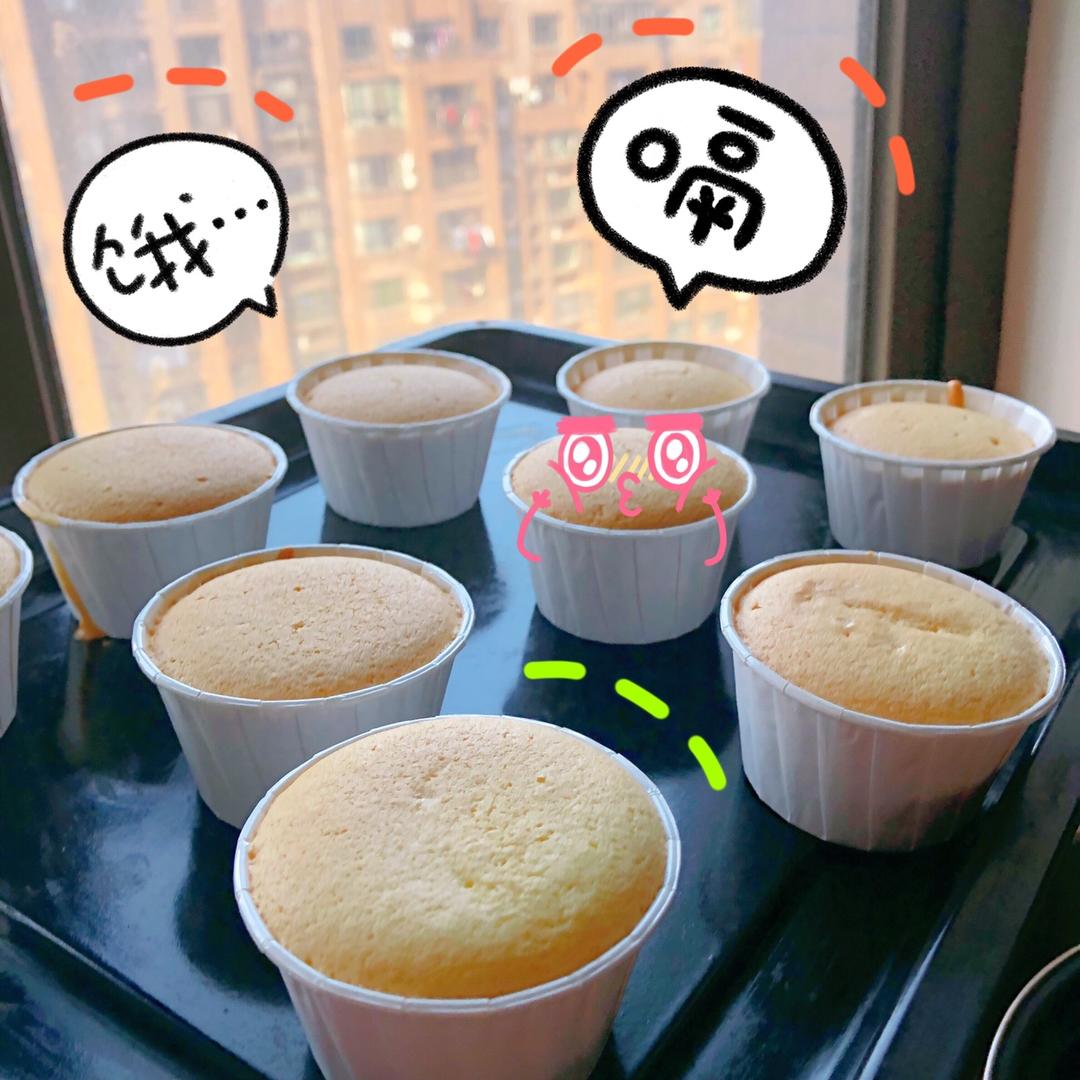 不回缩不开裂戚风纸杯蛋糕