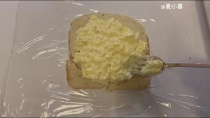 ［记录］鸡蛋三明治 蛋黄酱三明治🥪早餐必备 超美味的做法 步骤7