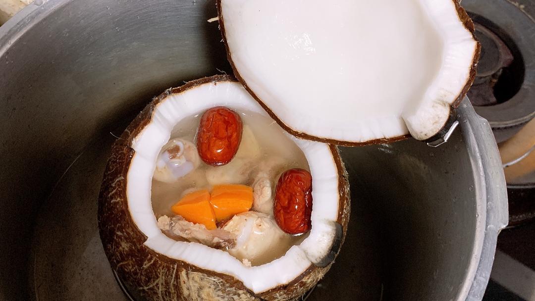 整颗椰子鸡