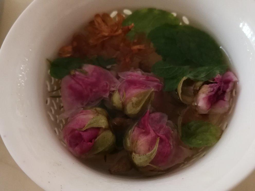 春季护肝 祛斑 玫瑰茉莉花茶
