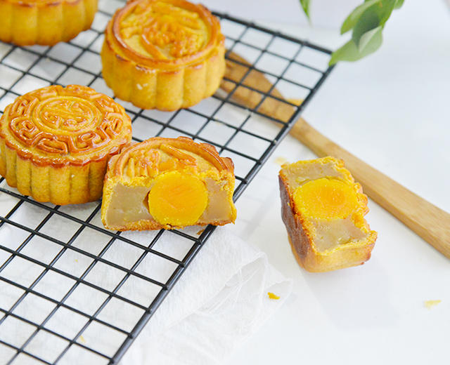 【香兰教程】超详细「广式月饼」制作方法,你一定搞得定的做法