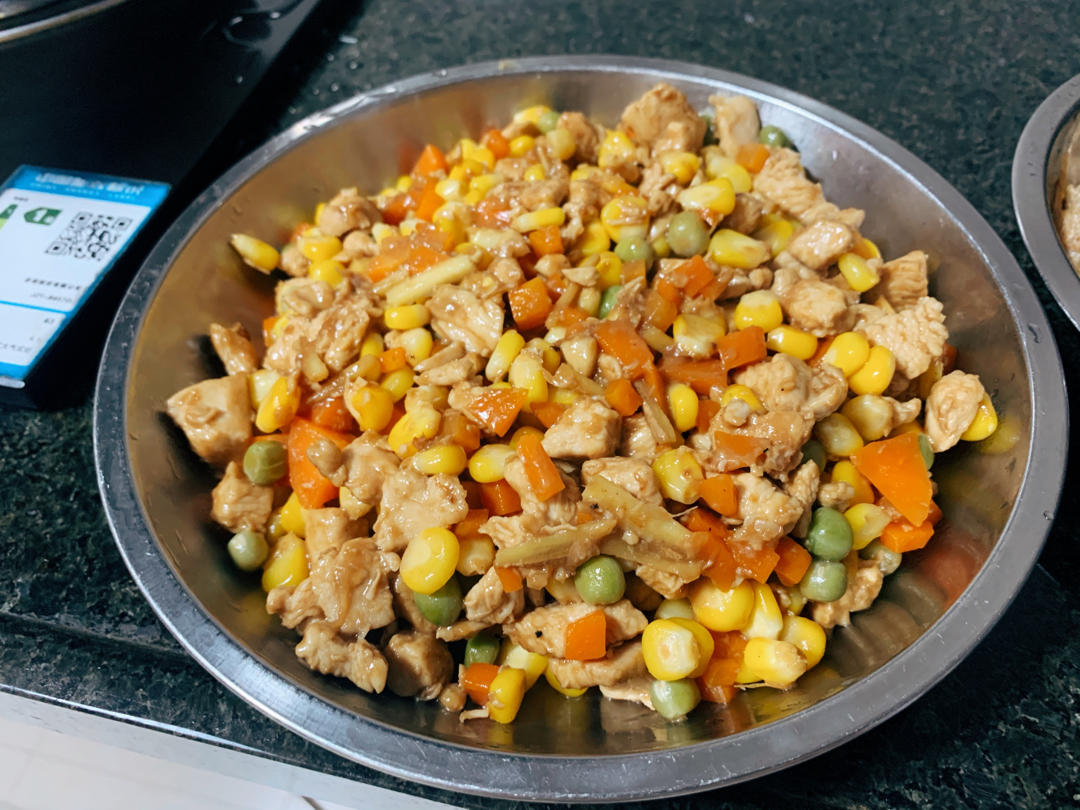 玉米鸡丁