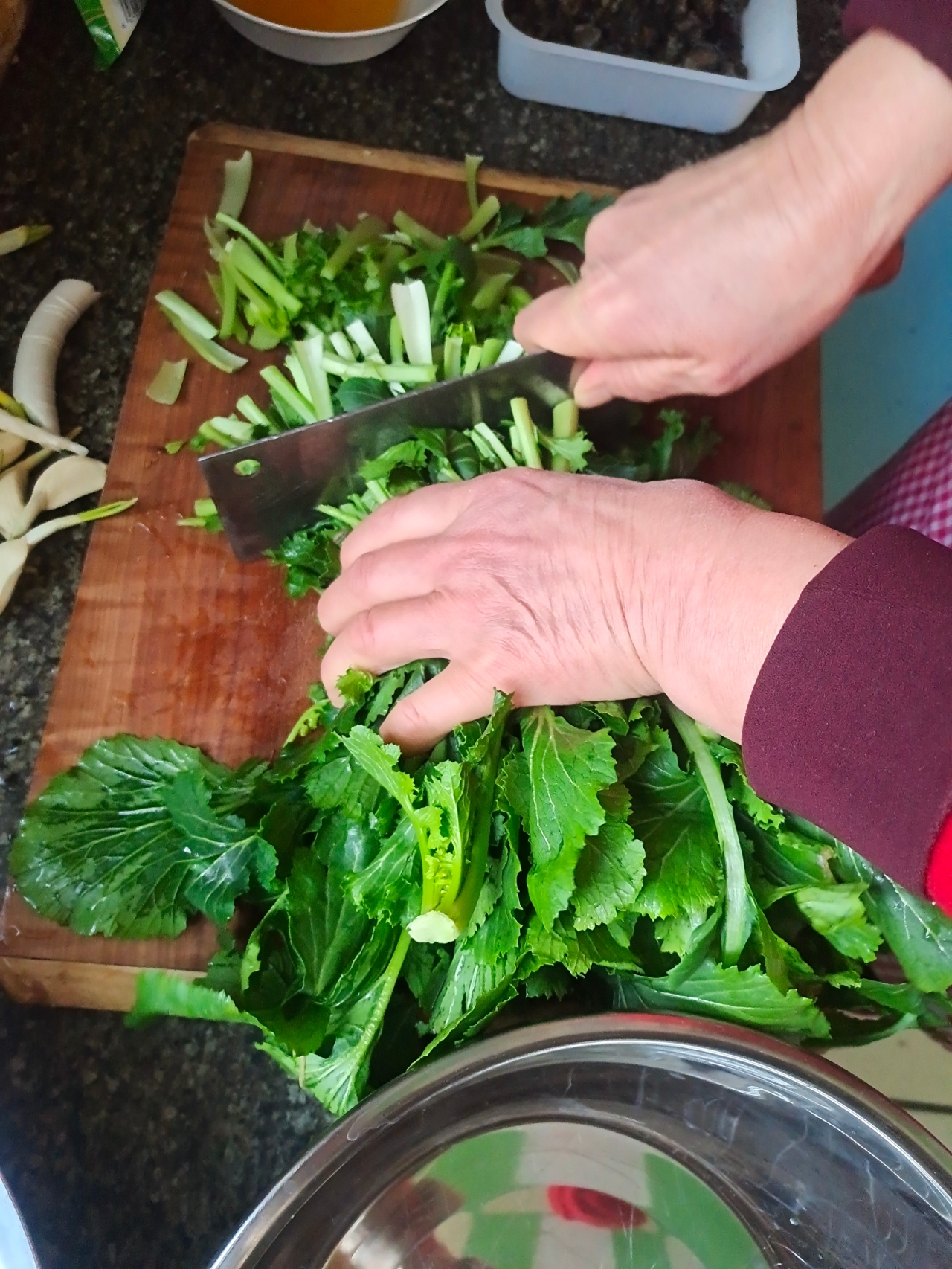 妈妈的家常菜~凉拌苔菜的做法 步骤1