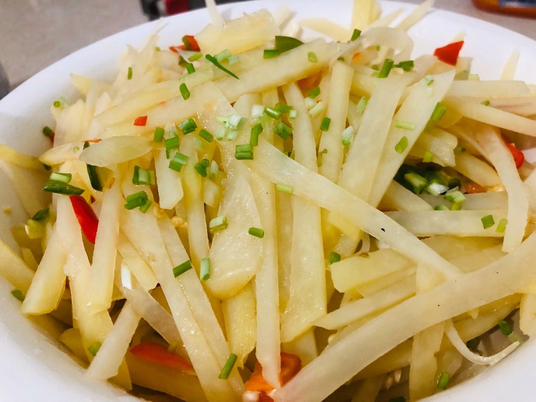 凉拌酸辣土豆丝