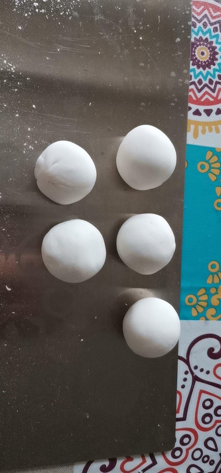 家传黑芝麻汤圆馅心
（黑洋酥）