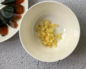 🔥一人食|下酒菜凉菜：姜汁松花蛋的做法 步骤4