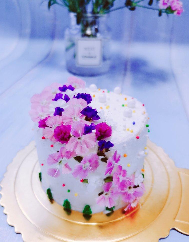 鲜花蛋糕