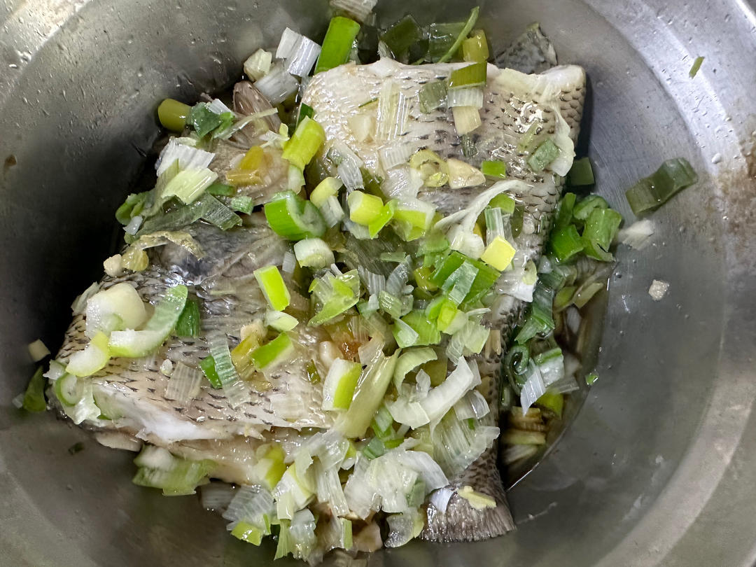 清蒸鲈鱼