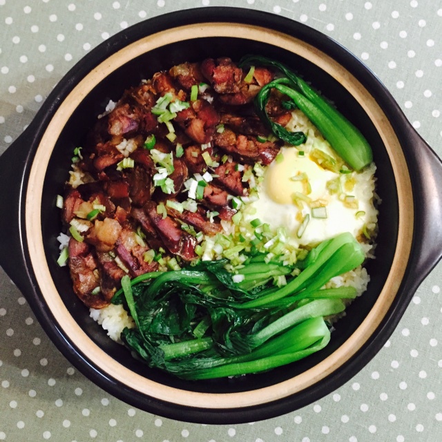 香肠煲仔饭