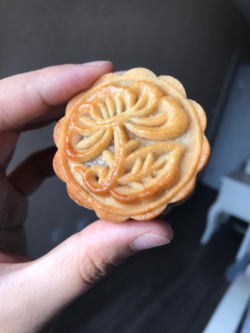 广式月饼——蛋黄莲蓉月饼