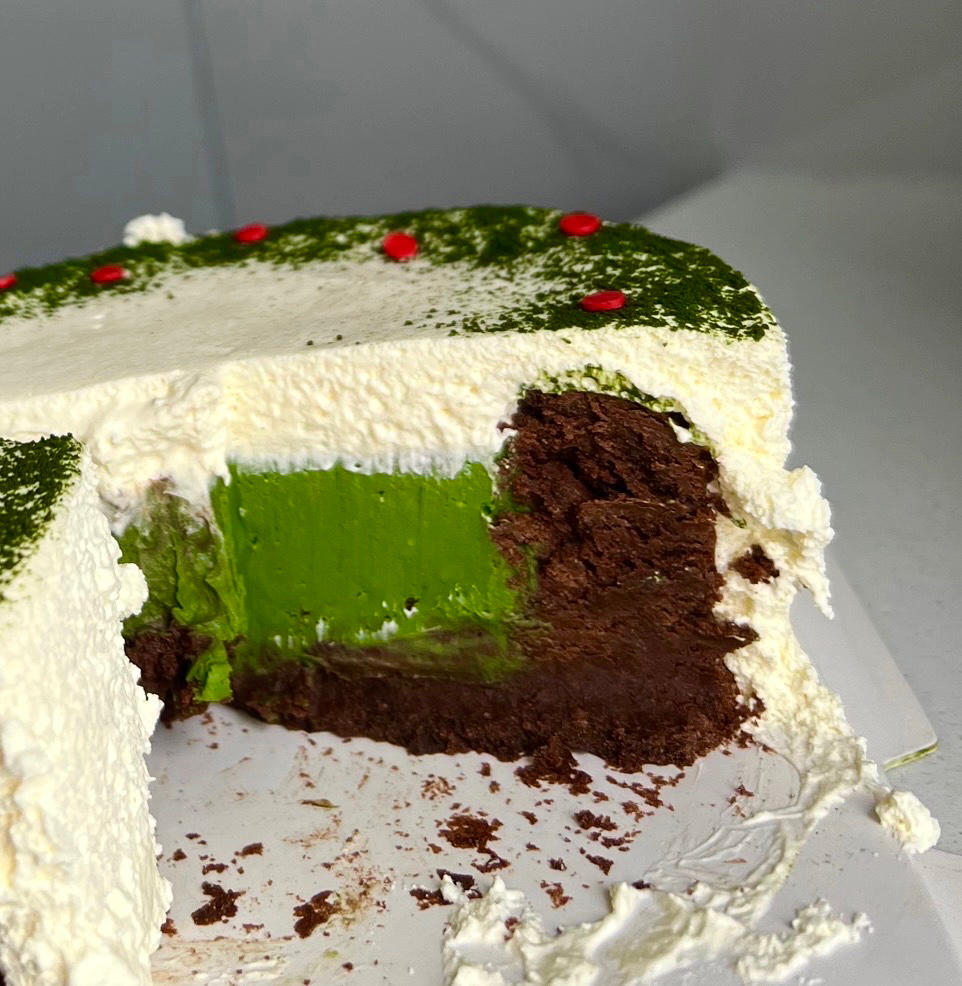 黑巧克力抹茶凝酪凹蛋糕🍰