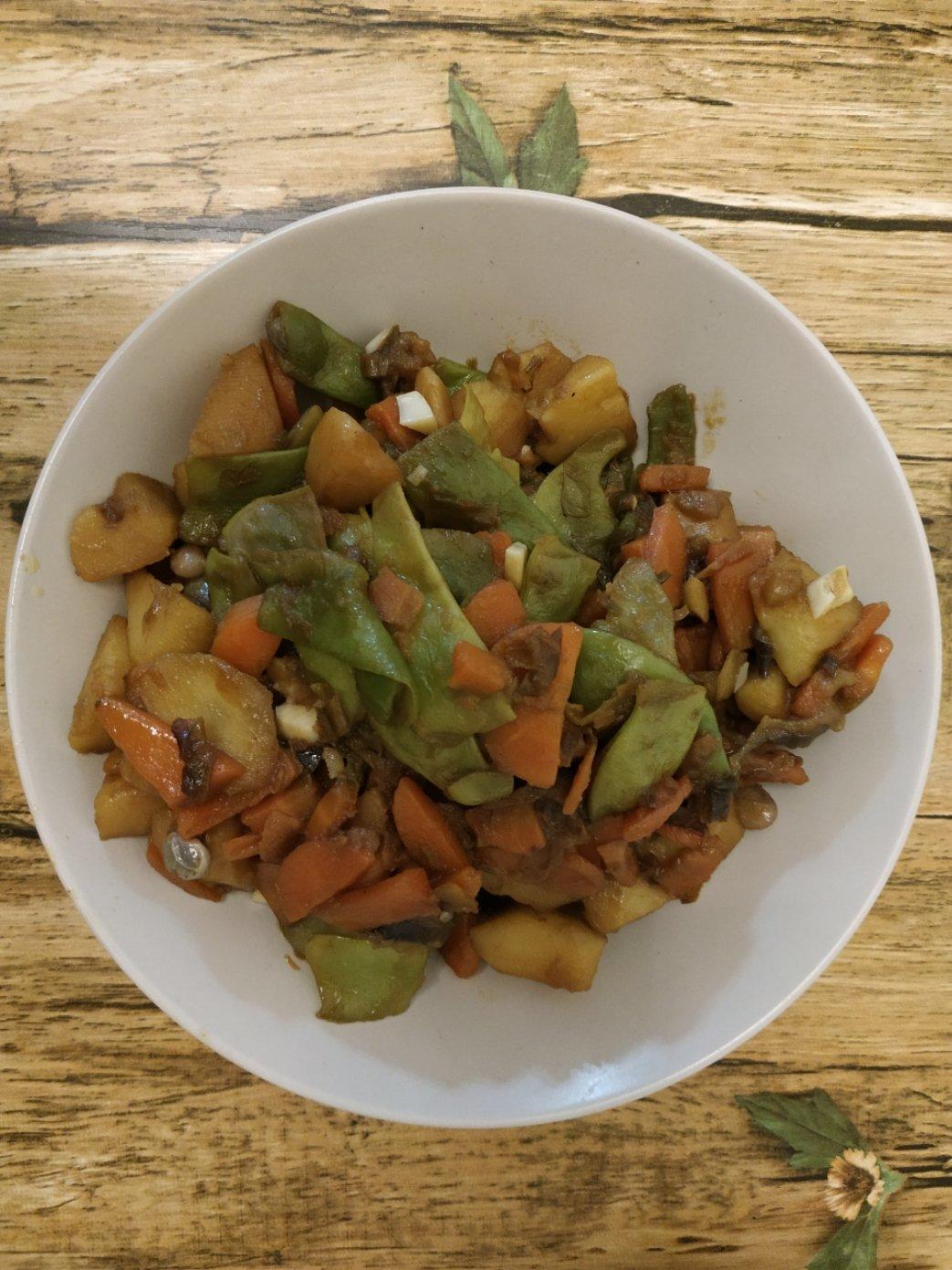 土豆茄子炖豆角