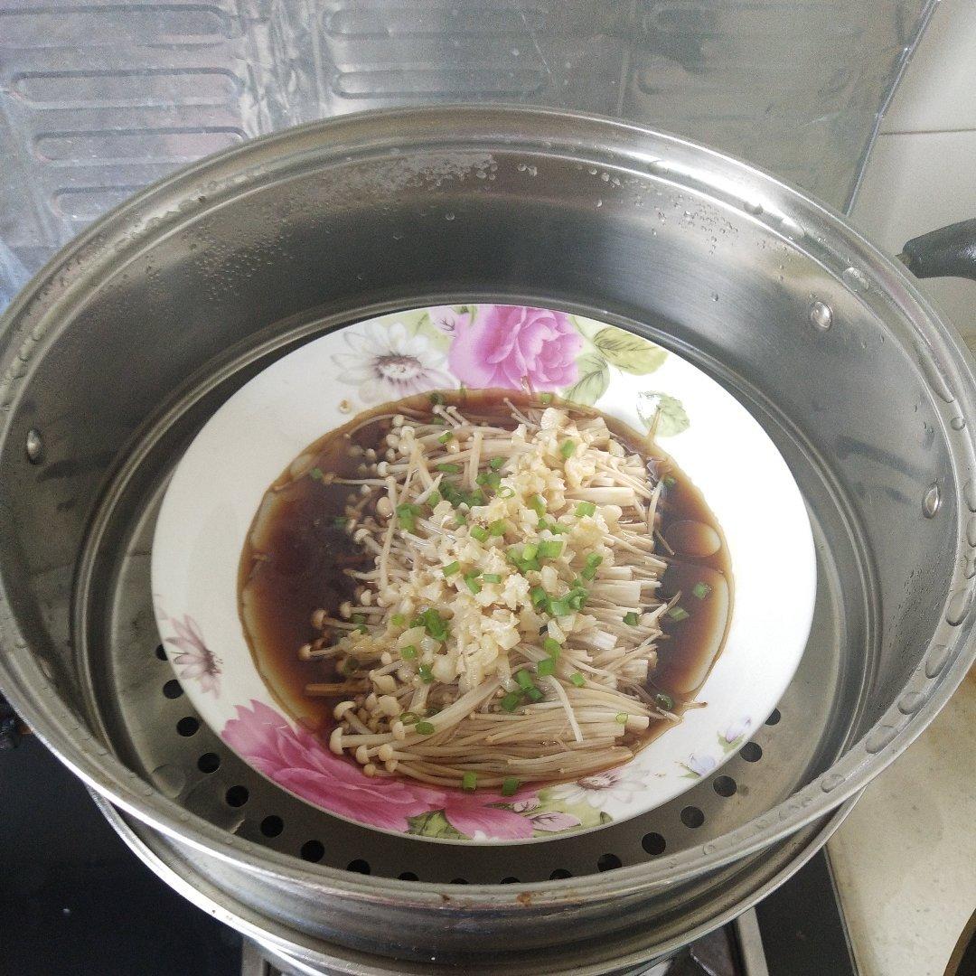 蒜蓉蒸金针菇