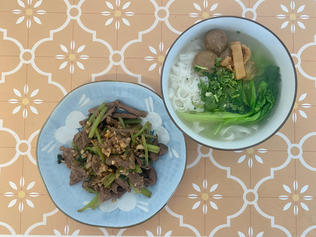 ㊙️家常菜‼️芹菜小炒牛肉‼️牛肉超级嫩滑哟