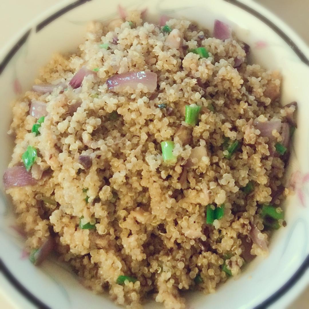 【健康三餐】藜麦三文鱼炒饭