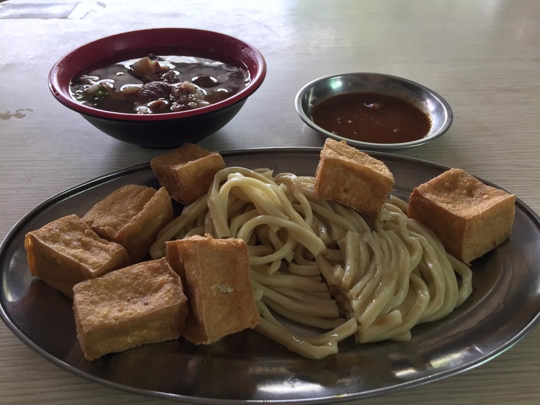 云淡风轻_c26j分享作品早餐612018年7月3日人生第一次 吃到的豆干面