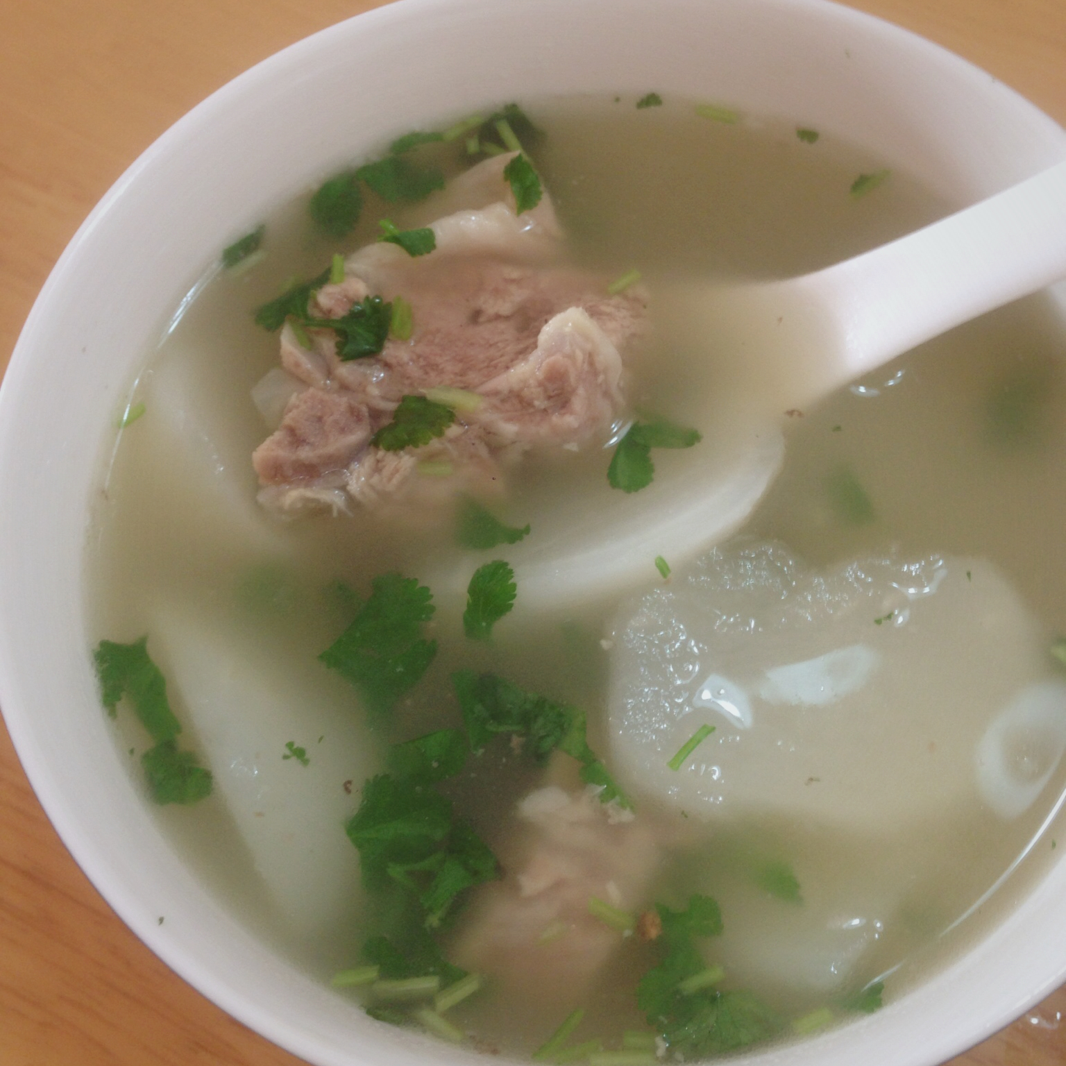 清炖羊肉汤