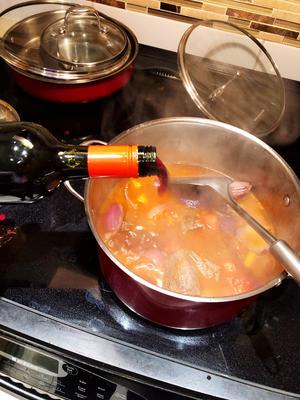 番茄红酒炖牛肉的做法 步骤7