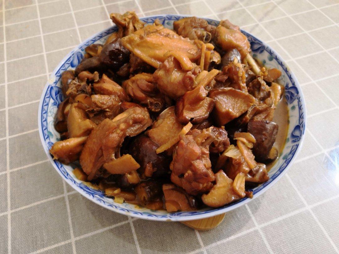 香菇焖鸭