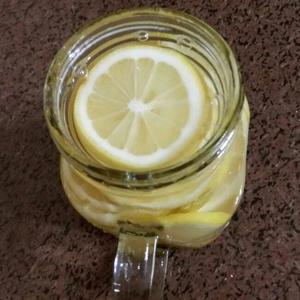 檸檬愛蜂蜜的做法 步骤3
