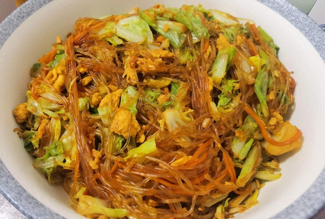 超下饭包菜炒粉丝