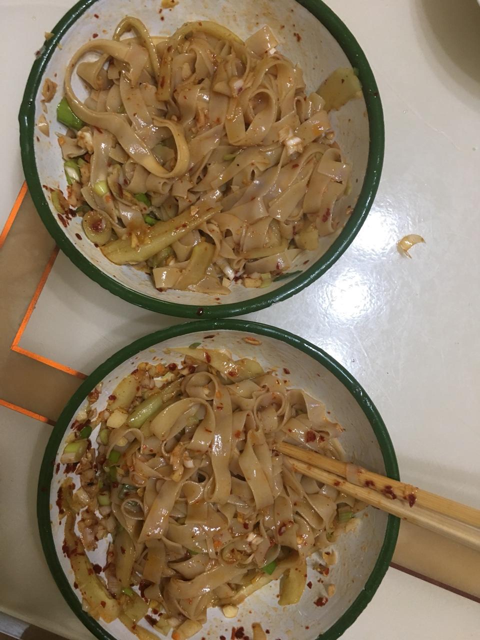 油泼面