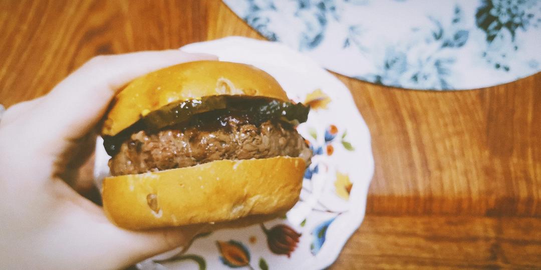 牛肉汉堡