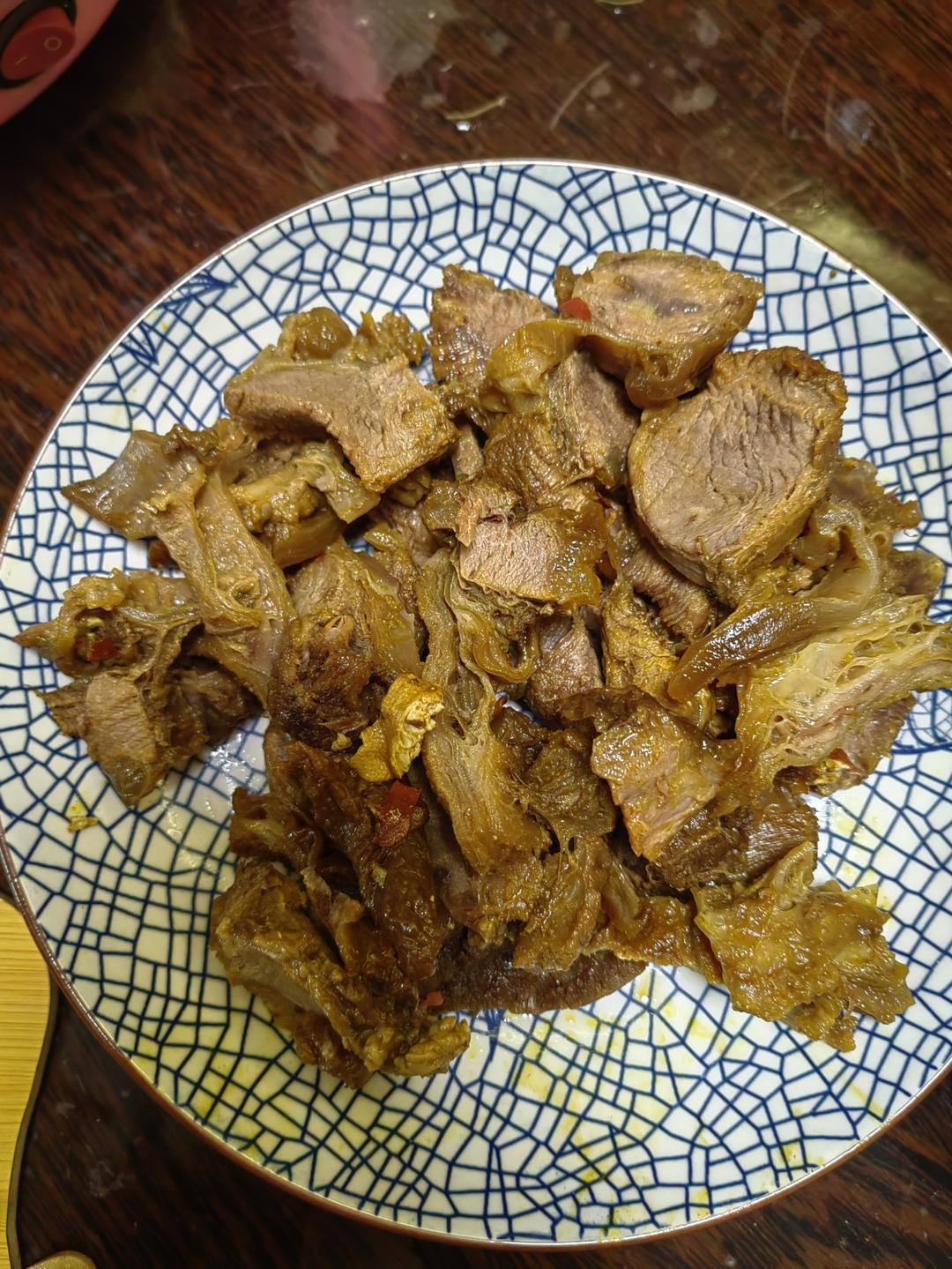 酱牛腱子肉~~（附酱猪腱子肉和卤鸡蛋做法）